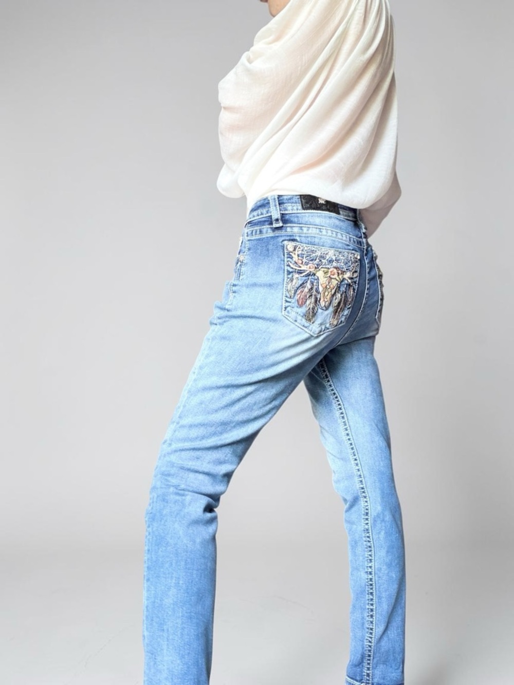 Miss Me Hailey Skinny Jeans Low Rise Embroidery Pocket Rodeo Core Western 31 - Picture 4 of 16